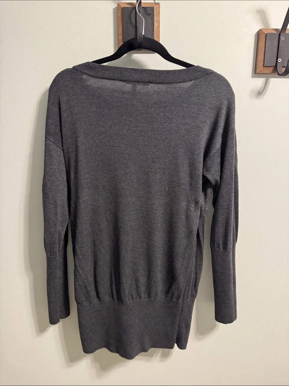 White House Black Market Charcoal Gray Lightweight Boatneck Sweater M